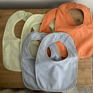 Set of 6 bibs / water resistant/ for babies